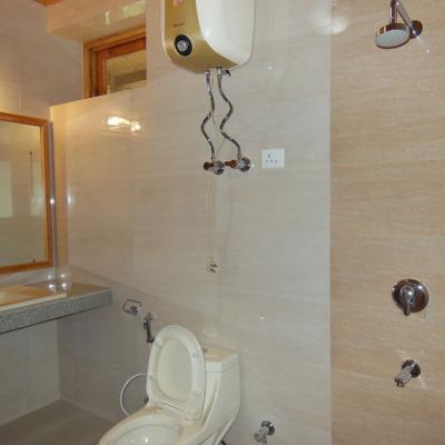 Apple Tree Premier Cottage No.1 in Manali - Book Two to Six elite Bedroom Cottage in Manali