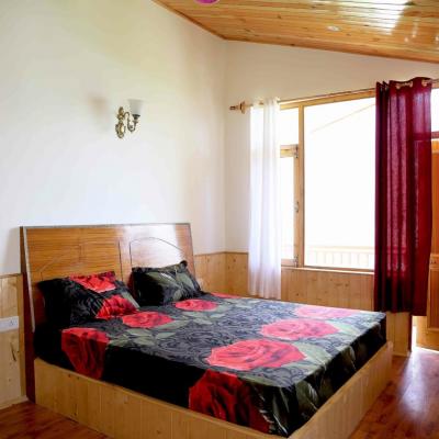 Apple Tree Premier Cottage No.3 - Book Three to Nine Bedroom Family Holiday Cottage in Manali near Mall Road